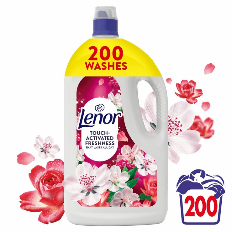 Lenor Concentrate Fabric Conditioner Wild Berries and Jasmine, 200 Wash, 4L Lenor Concentrate Fabric Conditioner Wild Berries and Jasmine, 200 Wash, 4L
