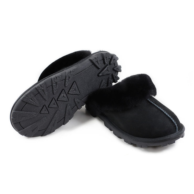 Kirkland Signature Women's Shearling Slippers in Chestnut, Size 5