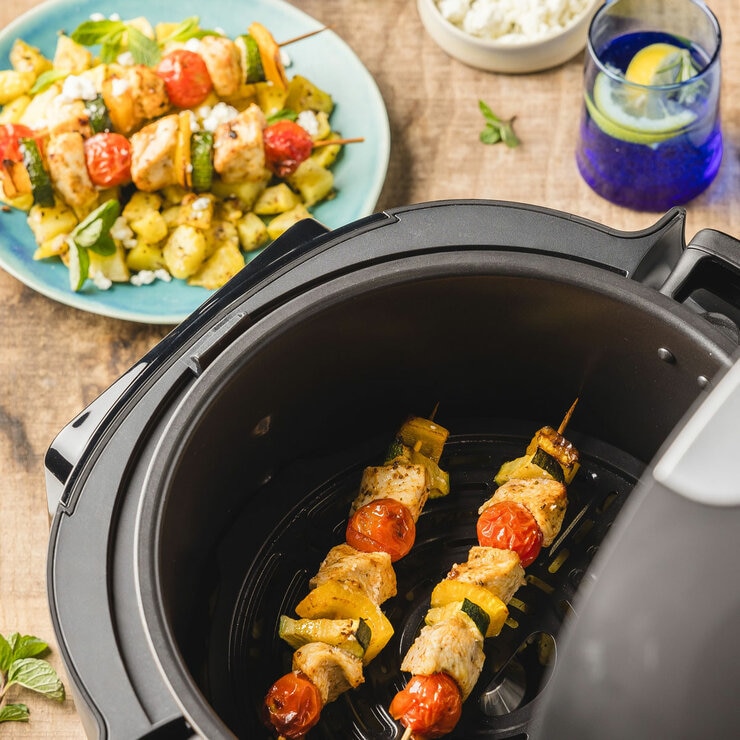 Multicook Actifry MY741C40 Air Fryer & Multicooker's lifestyle