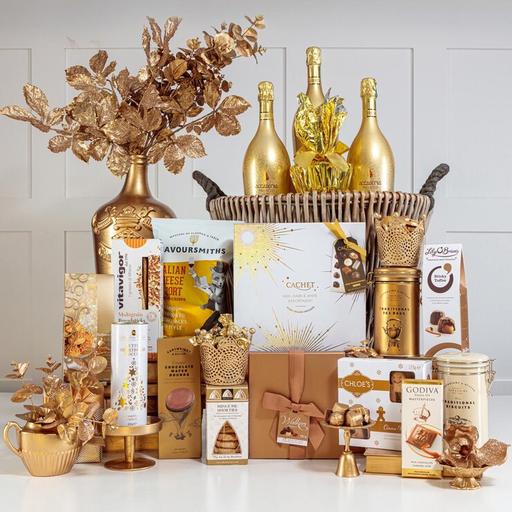 The Fizz and Festivities Christmas Gift Hamper The Fizz and Festivities Christmas Gift Hamper