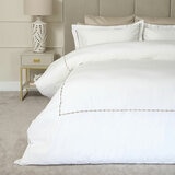 Belledorm Vivaan 300 Thread Count Cotton Sateen Bedding Set in 4 Sizes