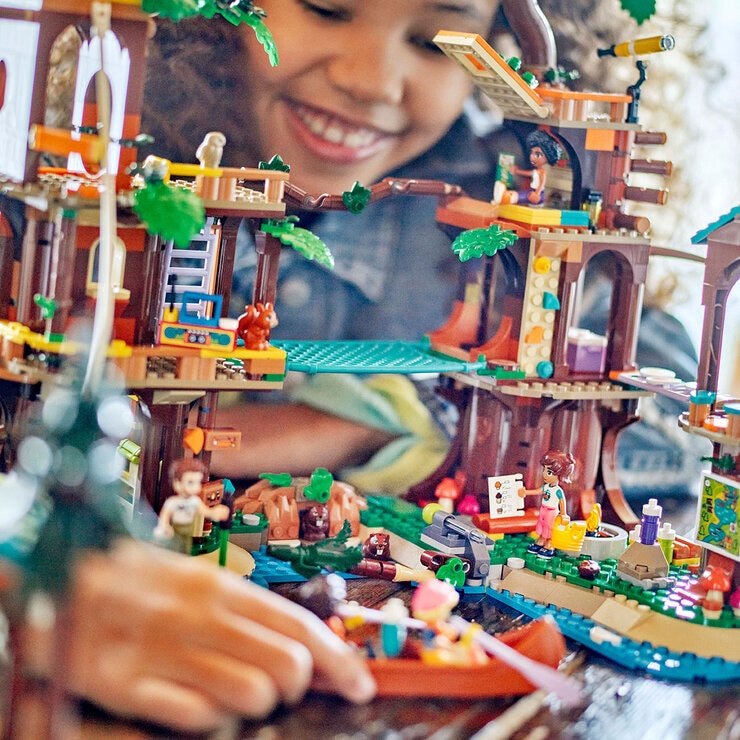Lego Friends Adventure Camp Tree House Lifestyle Image