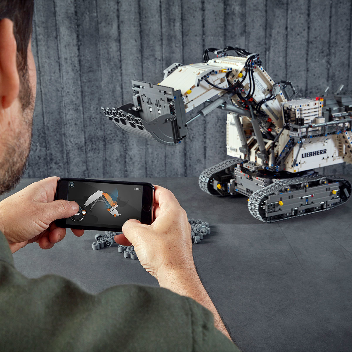 LEGO Technic Control Liebherr R 9800 Excavator Model