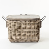 hamper with lid