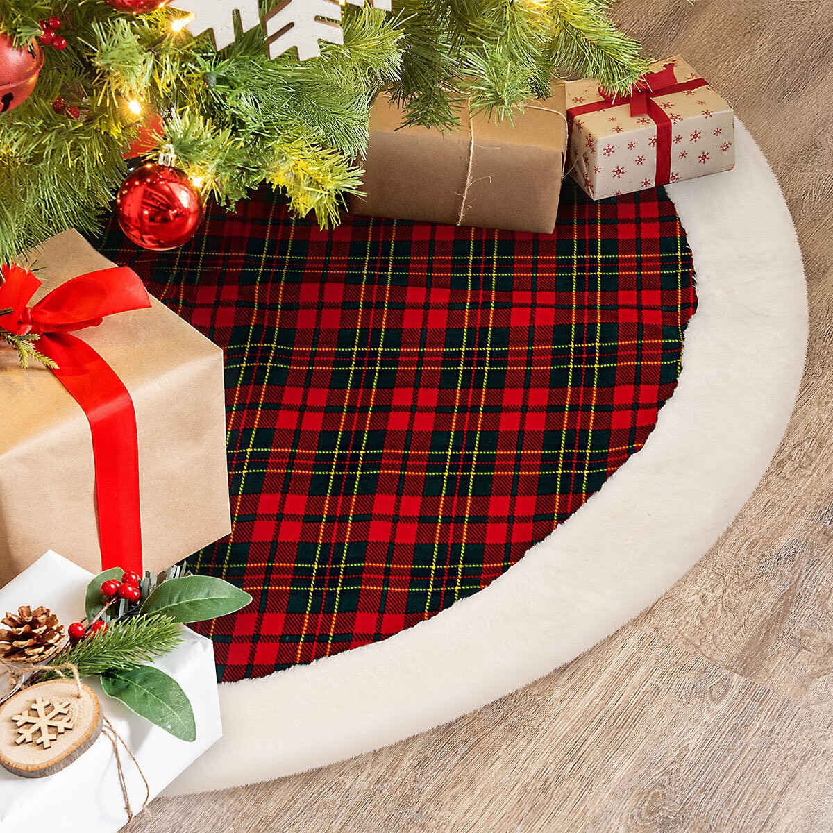 Decorative 66 inch (1.68 m) Christmas Tree Skirt in 3 Colours