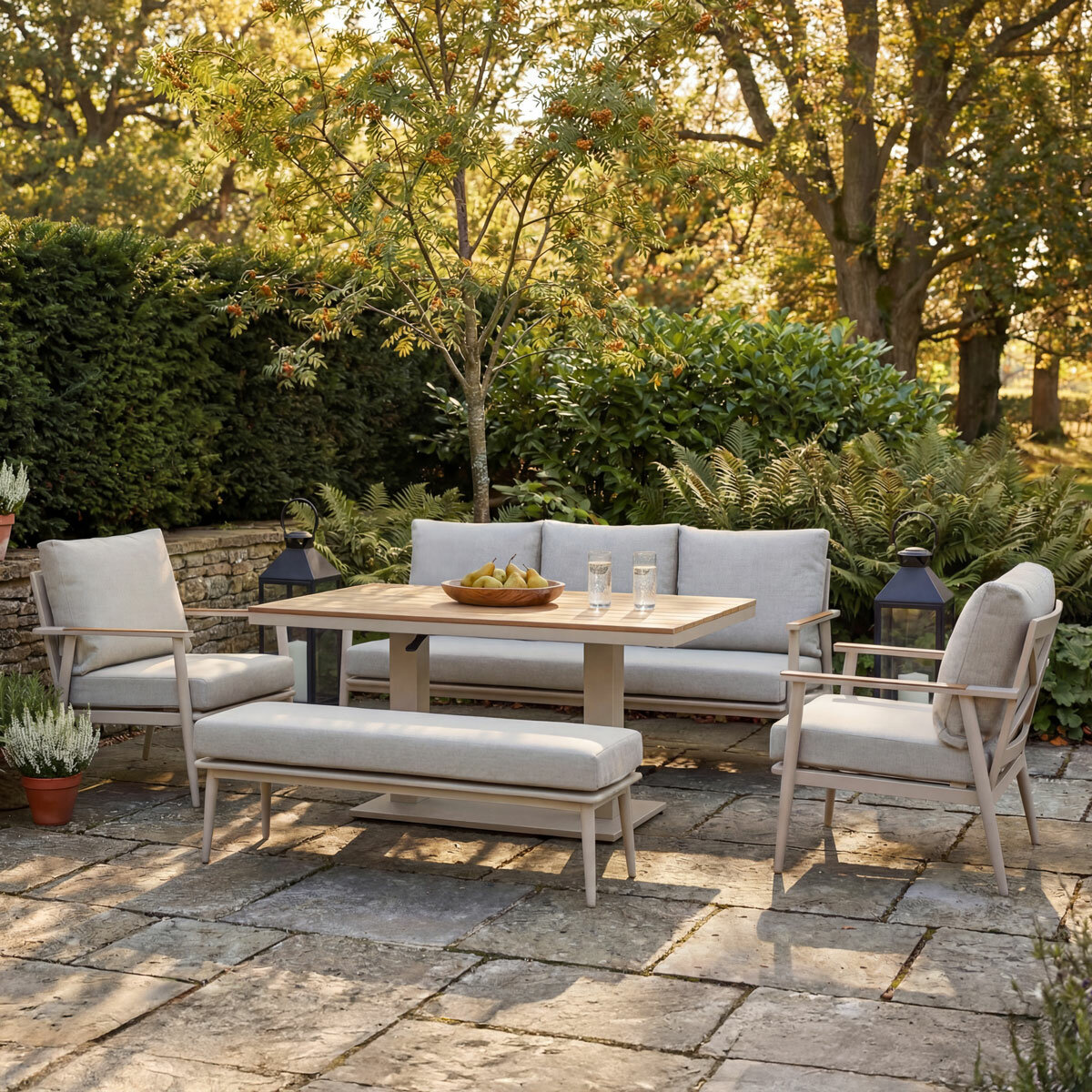 Bramblecrest Wisely 5 Piece Deep Seating Patio Set with Height Adjustable Table