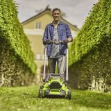 Greenworks 60V (4Ah) 51cm Self-Propelled Cordless Battery Lawnmower with 2 x 4Ah Batteries and 60V Charger