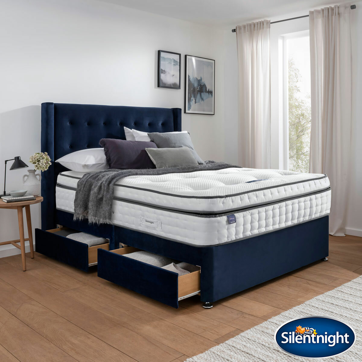 Silentnight Velvet 4 Drawer Divan Base with Bloomsbury Headboard in 2 Colours & 3 Sizes Silentnight Velvet 4 Drawer Divan Base with Bloomsbury Headboard in 2 Colours & 3 Sizes