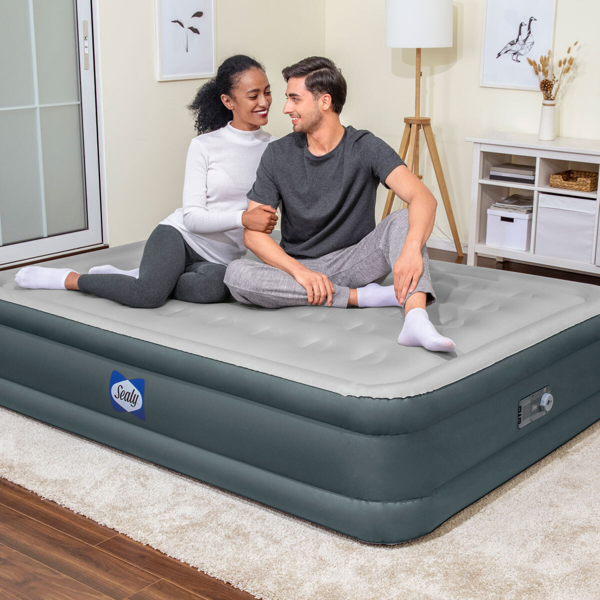 QUEEN AIR BED BLOW UP INFLATABLE MATTRESS WITH BUILT IN ELECTRIC