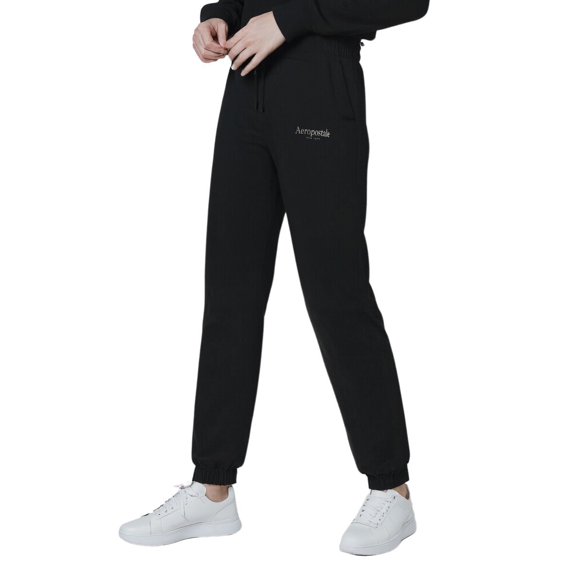 Aeropostale Ladies Embroidered Jogger in Black