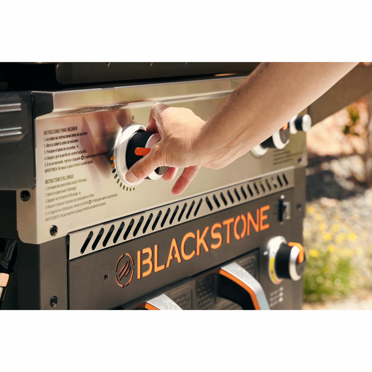 Blackstone 28" Griddle Gas Barbecue with Airfyer Blackstone 28" Griddle Gas Barbecue with Airfyer