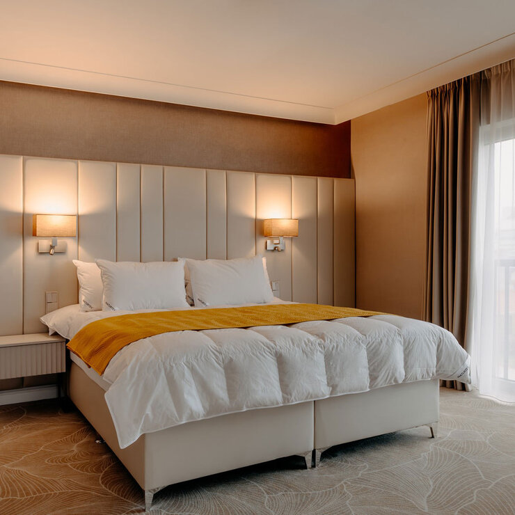 Naturtex® Hungarian Goose Down & Feather King Size Pillow