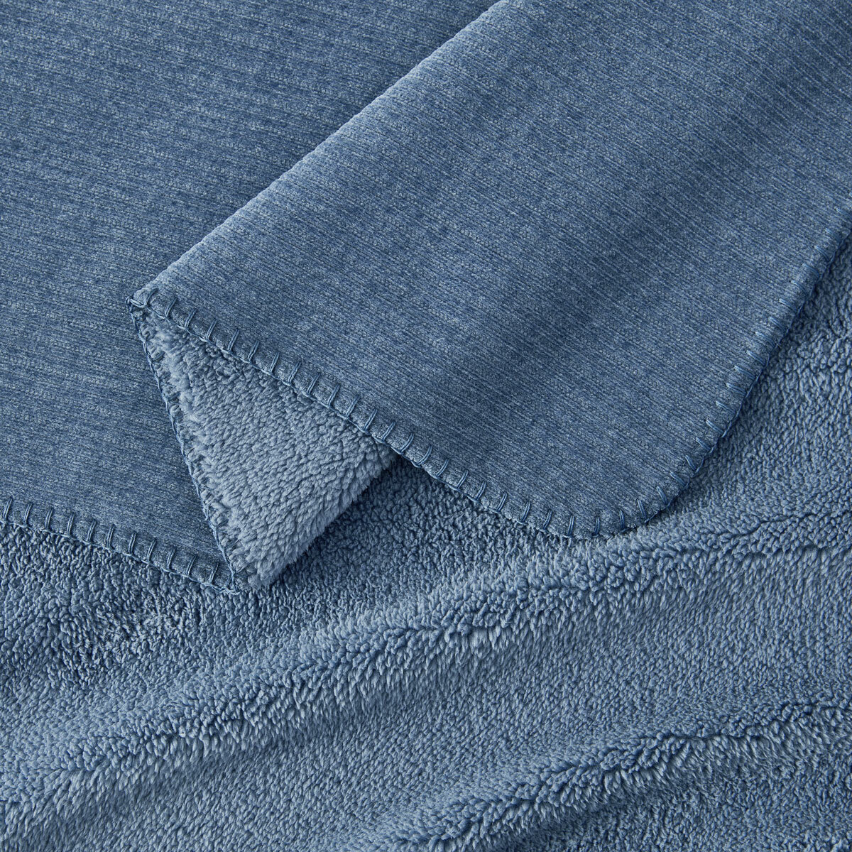 Casual Living Soft Chenille Dark Blue Throw, 127 x 178 cm