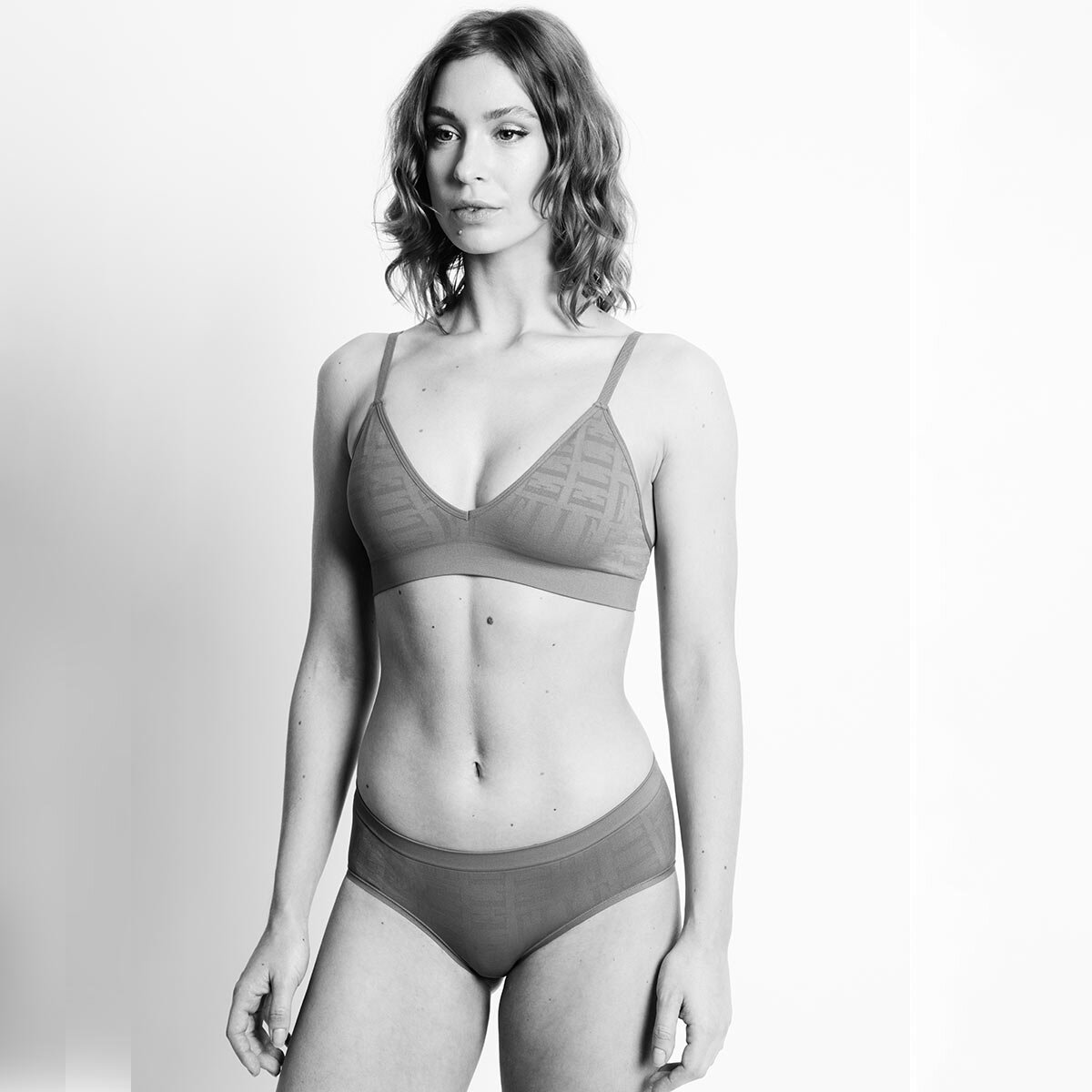 Elle Women's Seamless Bralette, 2 Pack in Chocolate Truffle, Small