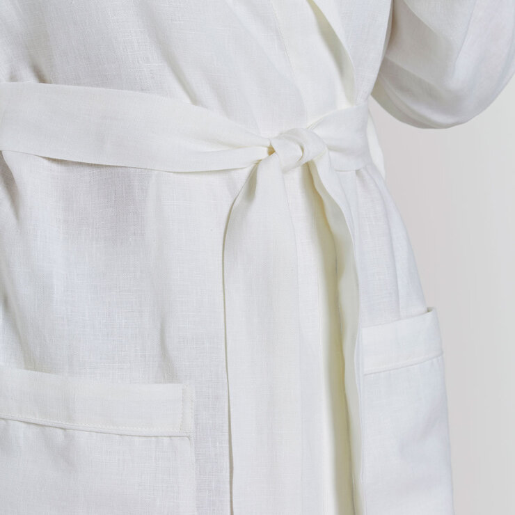 Lazy Linen Ladies Robe in White