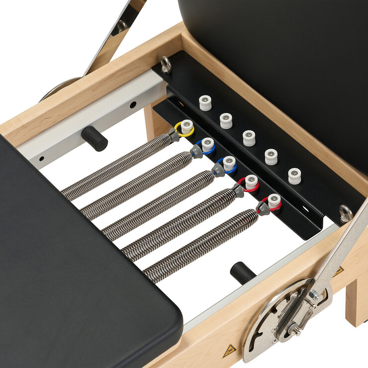Studio image showing features of the reformer Studio image showing features of the reformer