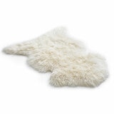 Bowron Back Country Sheepskin Rug in Ivory, 60 x 90 cm