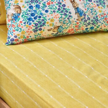 Peter Rabbit™ Florelli 100% Cotton Fitted Sheet in 2 Sizes