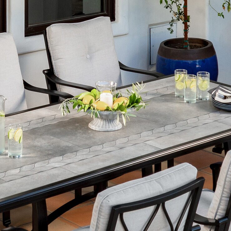 SunVilla Anita 9 Piece Cushioned Dining Patio Set + Cover | Costco UK