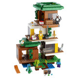 Buy LEGO Minecraft The Modern Treehouse Overview Image at costco.co.uk