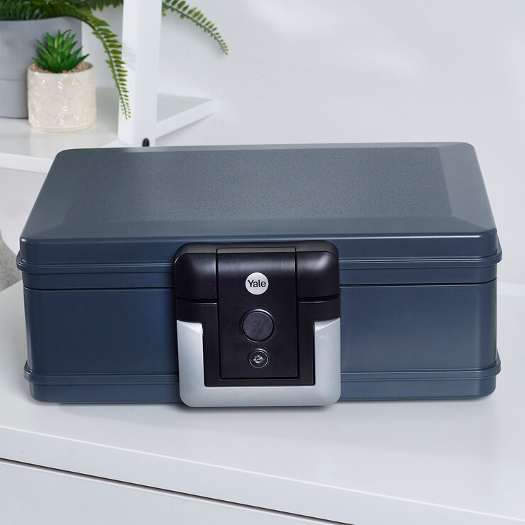 Yale 6.9L Medium Fire and Waterproof Chest Safe Yale 6.9L Medium Fire and Waterproof Chest Safe
