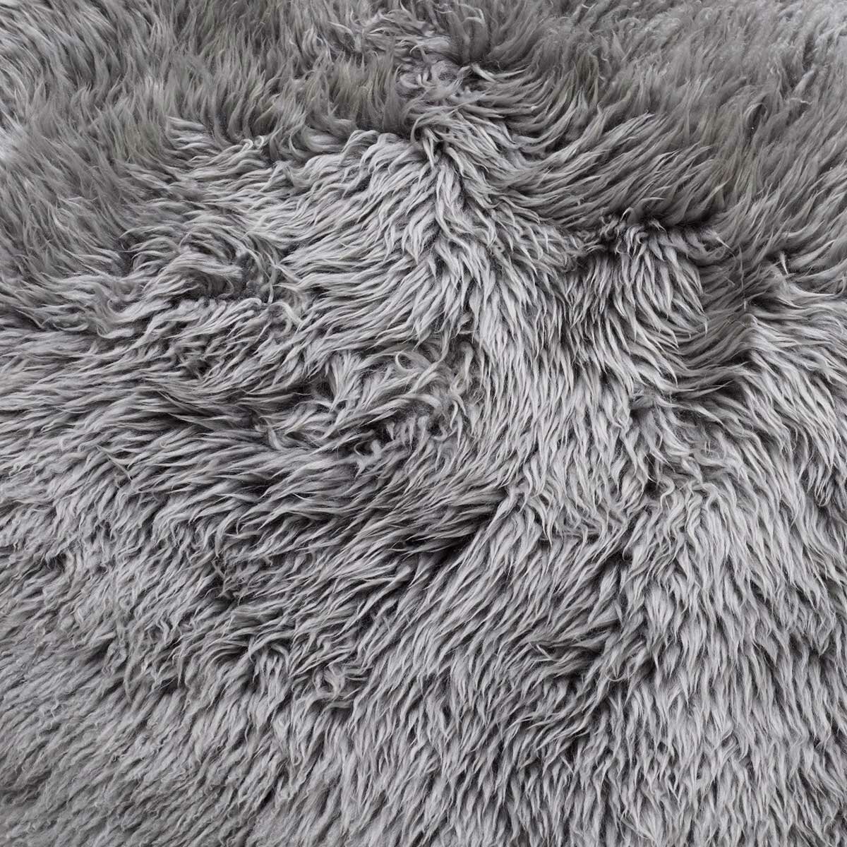 Bowron Back Country Sheepskin Rug in Grey, 60 x 90 cm