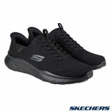 Skechers Men's Swift Fit Equalizer 5.0 Trainer in Black