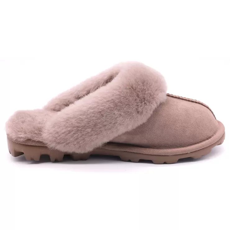 Kirkland Signature Women's Shearling Slippers in Caribou