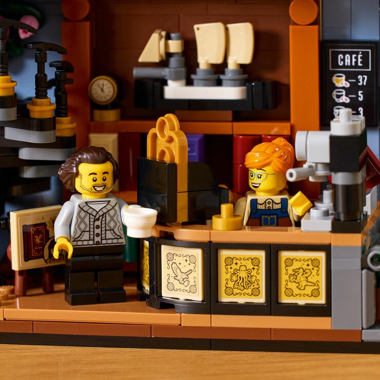 LEGO Icons Bookstore: Book Nook - Model 11379 (18+ Years)