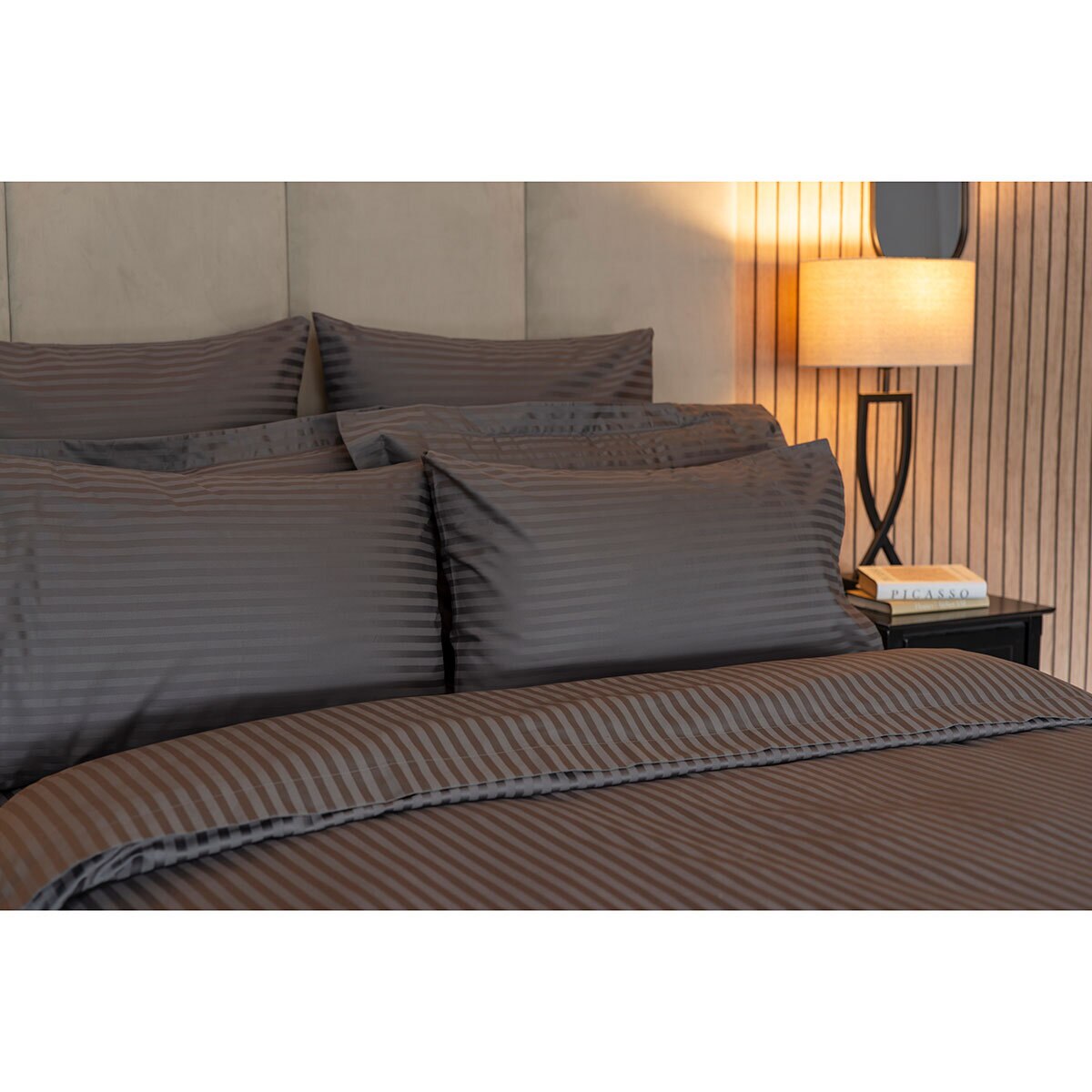 Belledorm 540 Thread Count Cotton 3 Piece Bed Set, Super King in Charcoal