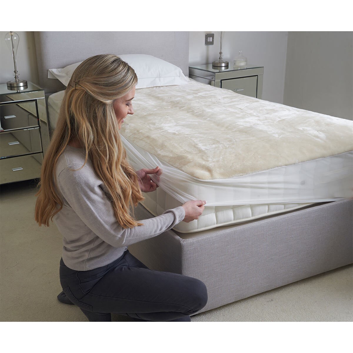 Dreamland Intelliheat Faux Fur Heated Mattress Protector, Single
