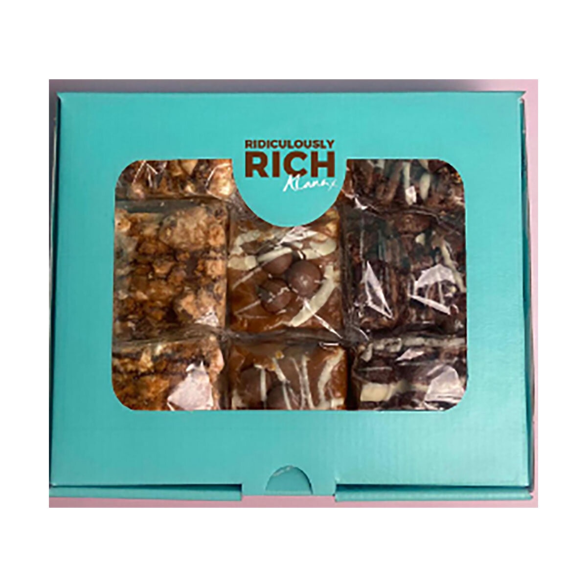 RidiculouslyRich by Alana Rocky Road Selection Box, 850g