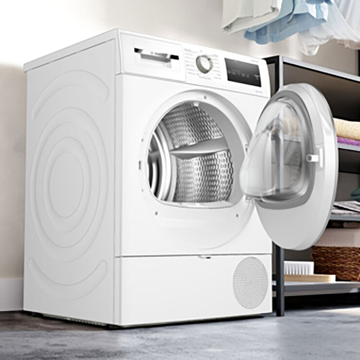 Bosch WTH85226GB, Series 4, Heat Pump Dryer, 8kg Capacity, A++ Rated, in White