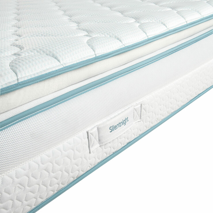 Silentnight UltraGel Cool-to-Touch 2000 Pocket Pillow Top Mattress in 4 Sizes