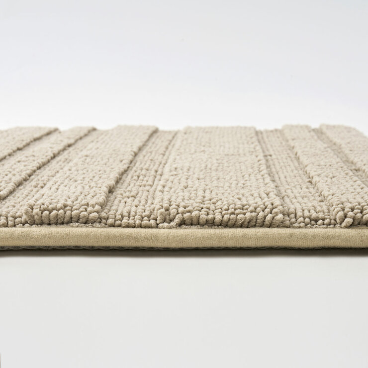 Evergrace Home Chenille Memory Foam Bath Mat in Taupe, 61 x 91 cm Evergrace Home Chenille Memory Foam Bath Mat in Taupe, 61 x 91 cm