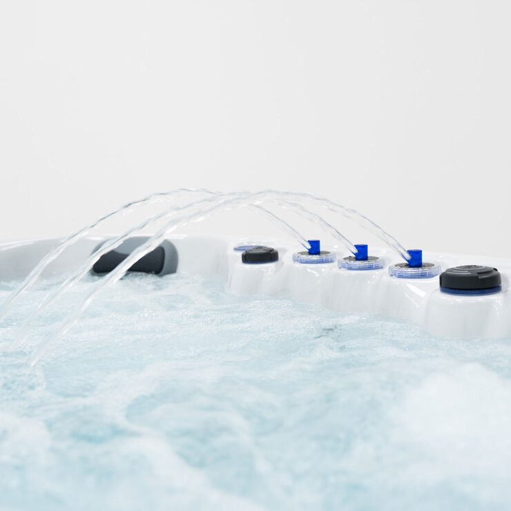 The Wellness Co Relax 6 59-Jet 7 Person Hot Tub - Delivered and Installed