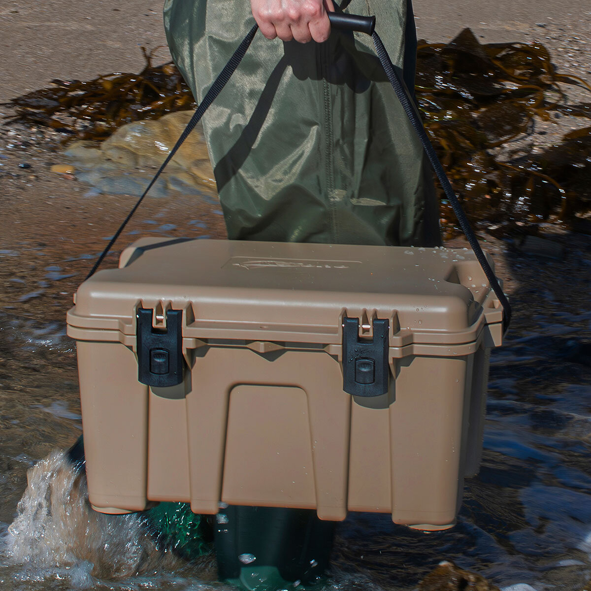 Coho Pack and Carry Box