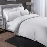 Boutique Living 800 thread count Egyptian cotton  six piece bedding set in white with sateen stripe