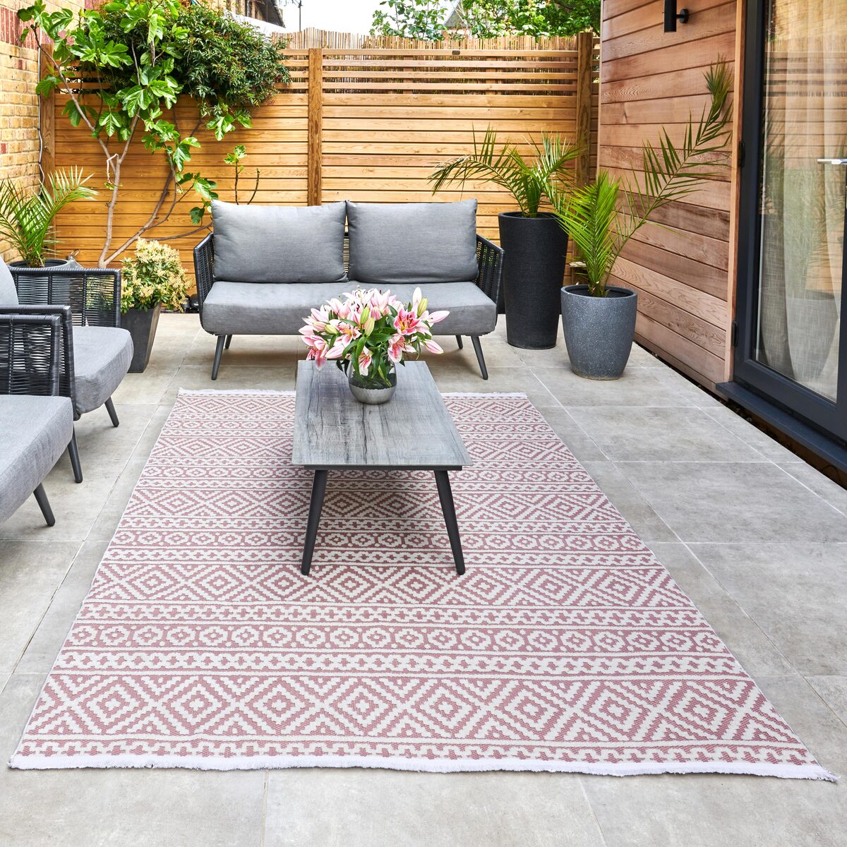 Jazz Pink Indoor / Outdoor Rug, in 2 Sizes