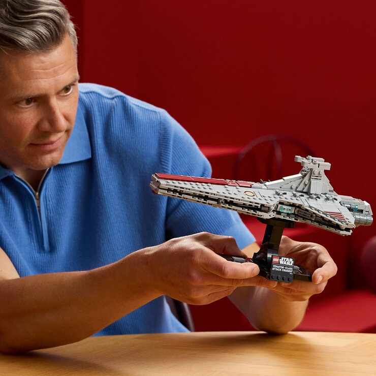 LEGO Star Wars Venator Ship Model 75441 (18+ Years) LEGO Star Wars Venator Ship Model 75441 (18+ Years)