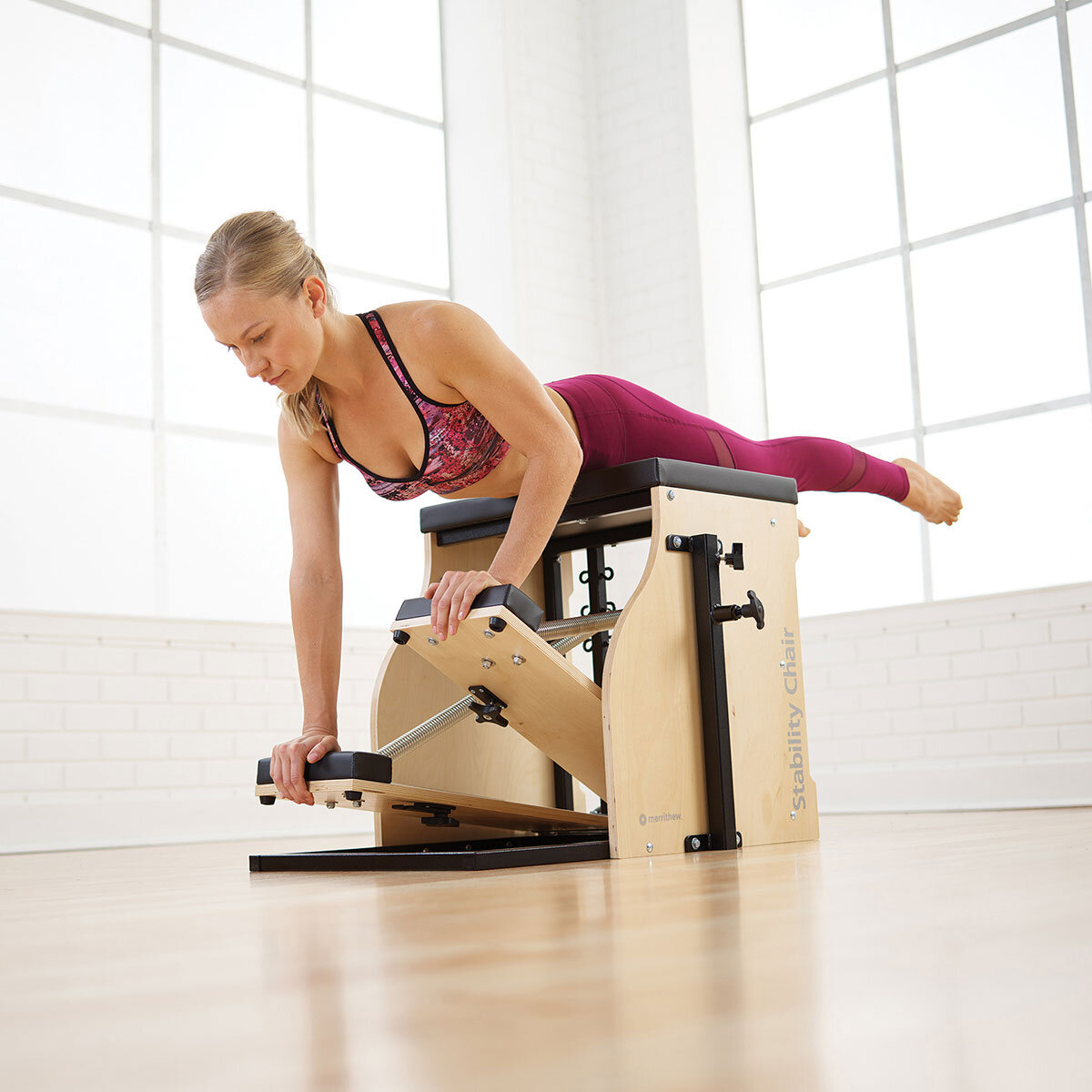 Split-Pedal Stability Chair (with handles)