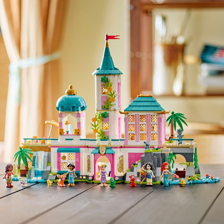 LEGO Disney Princess Castle and Royal Pets - Model 43267 (6+ Years)