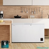 Hisense FC571D4AWLYE, 372L High Capacity Chest Freezer, E Rated in White