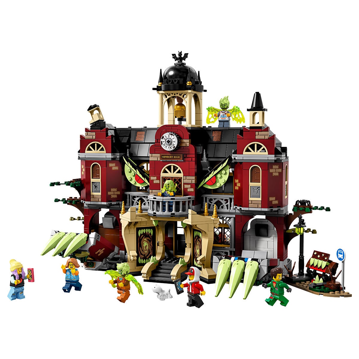 LEGO Newbury Haunted High School - Model 70425 (9+ Years)