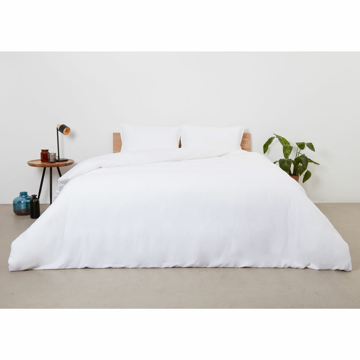 Panda Bamboo & French Linen White Duvet Cover Set in 3 Sizes Panda Bamboo & French Linen White Duvet Cover Set in 3 Sizes
