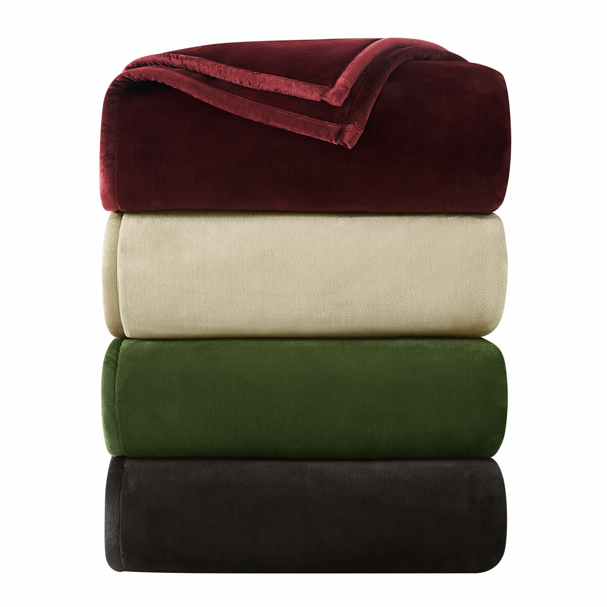 Coco Plush Throw in 4 Colours, 152 x 177 cm Coco Plush Throw in 4 Colours, 152 x 177 cm