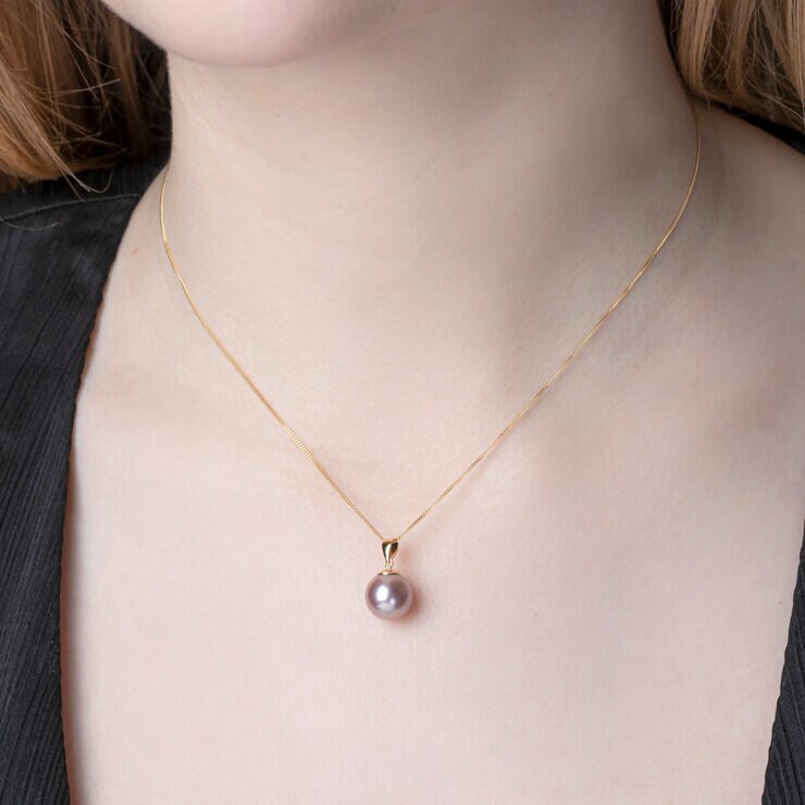 Freshwater Pink Pendant, 18 Yellow Gold Freshwater Pink Pendant, 18 Yellow Gold
