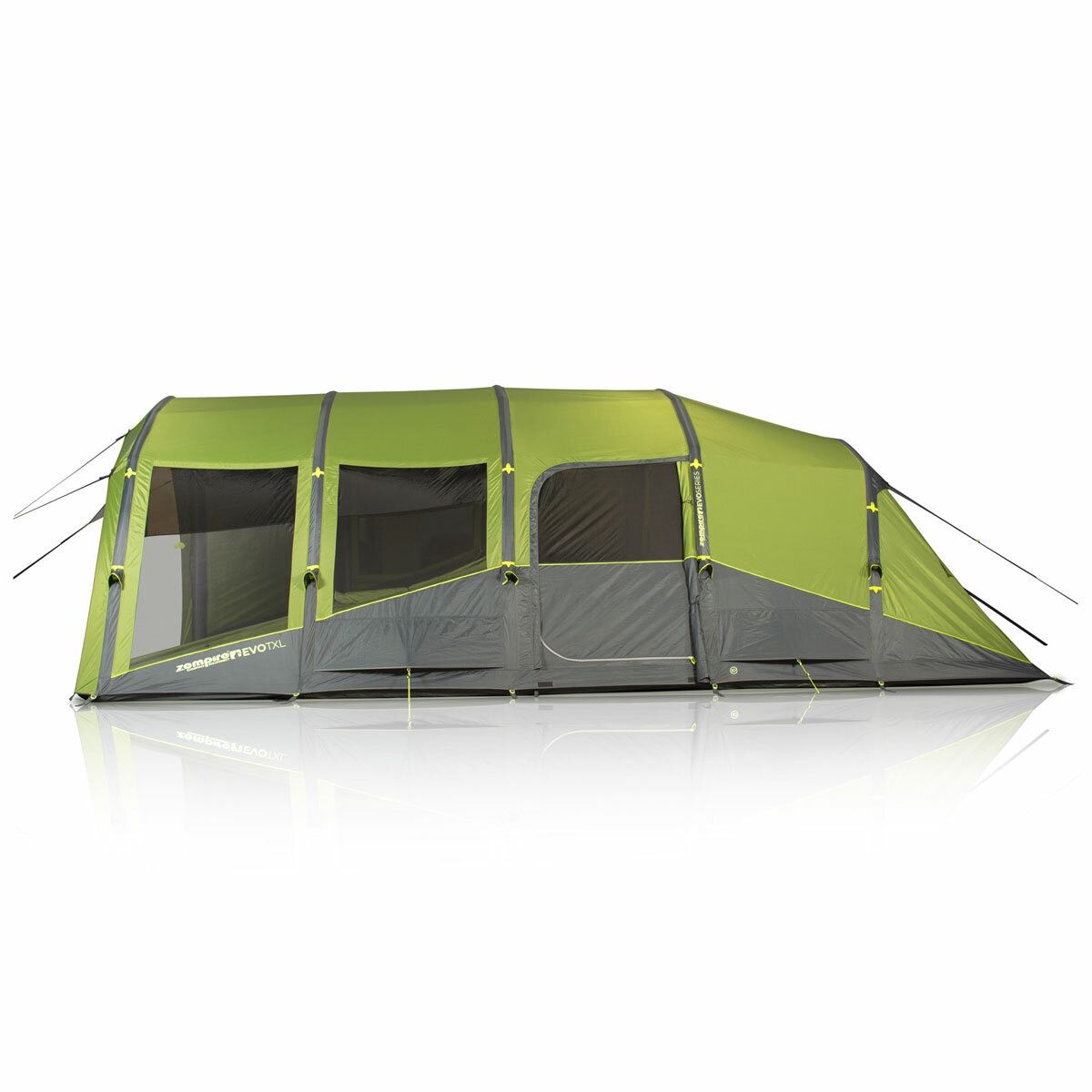 Studio image showing the side of the tent Studio image showing the side of the tent