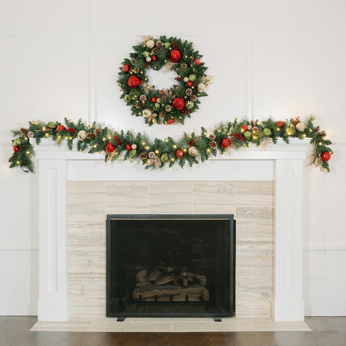 30 inch (76cm) Pre-Lit Decorated Wreath with 50 LED Lights in Red 30 inch (76cm) Pre-Lit Decorated Wreath with 50 LED Lights in Red