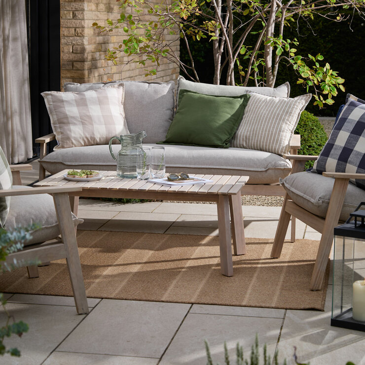 Yard Holmfirth Green Canvas Indoor Outdoor Cushion, 45 x 45 cm
